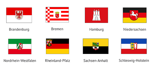 Die Flaggen der deutschen Bundesländer Brandenburg, Hamburg, Niedersachsen, Nordrhein-Westfalen, Rheinland-Pfalz, Sachsen-Anhalt und Schleswig-Holstein